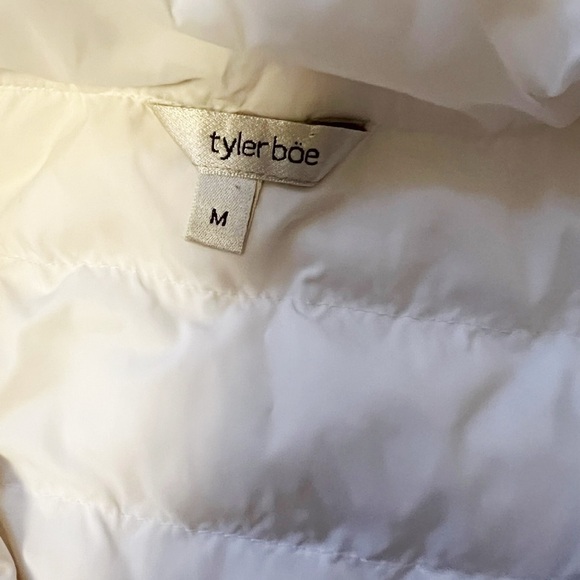 Tyler Boe Down Puffer Vest Medium - Picture 5 of 6